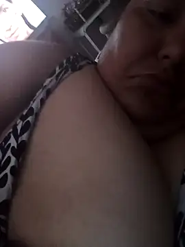 zakia1ooi online show from June 24, 5:23 pm