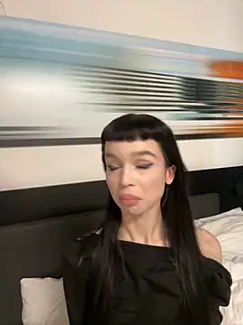 dianadoll69 online show from April 28, 4:44 pm