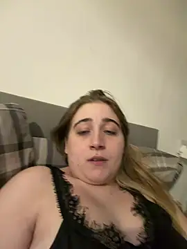 Taylormillie471 online show from June 3, 1:07 am