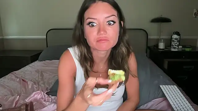 emma marchetti online show from July 21, 5:24 pm