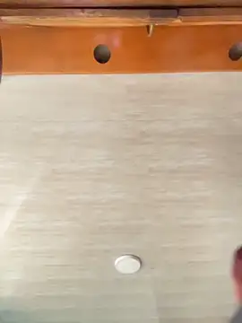 Mely ec online show from April 29, 1:03 pm