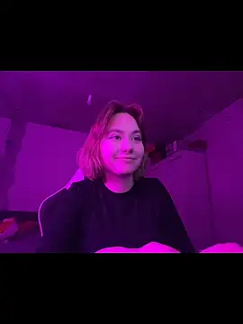 SuzieAllen online show from May 3, 5:38 pm