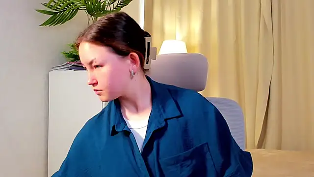EdythSullens online show from May 1, 9:56 am