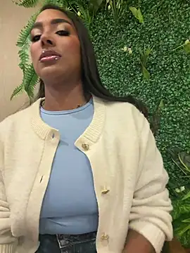 HeilyBrooks online show from July 17, 1:37 pm