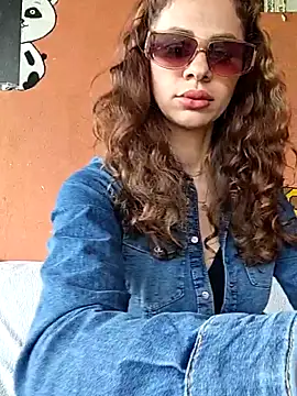 LunaDesire01 online show from May 22, 11:52 am