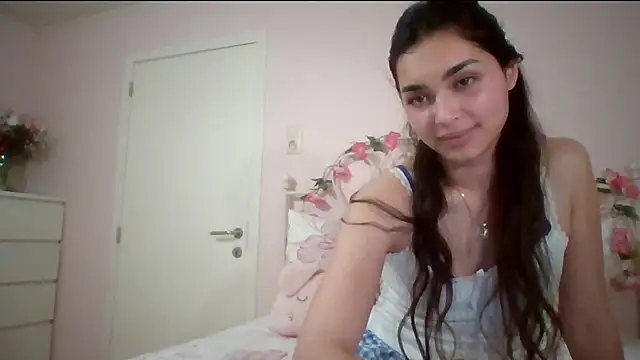 yourbella37 online show from May 25, 9:03 pm