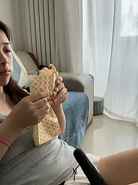 xinyue-888 online show from July 5, 4:51 am