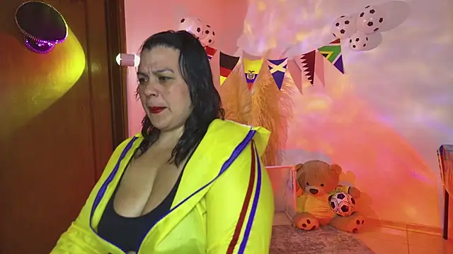 Martina Foxy01 online show from July 3, 11:38 am
