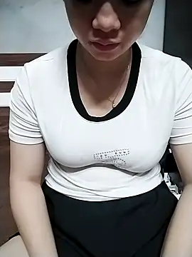 Girl lovebaby online show from June 5, 1:20 am