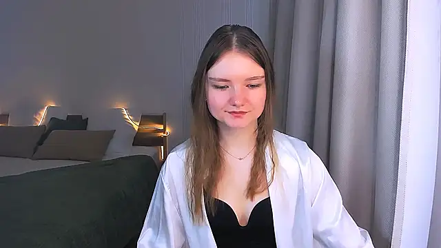 LookEva online show from June 2, 3:51 am