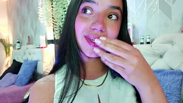 Zaira bonny online show from July 16, 3:38 pm