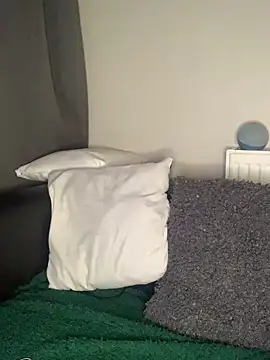 Tatum-Bear online show from June 16, 9:27 pm
