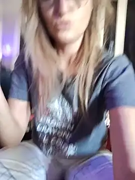 Queenle91 online show from June 21, 8:13 pm