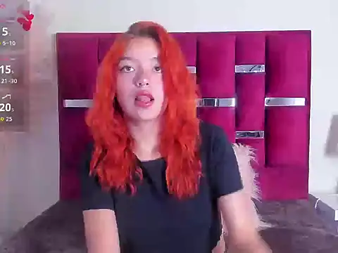 KayleeMei online show from May 26, 11:31 am