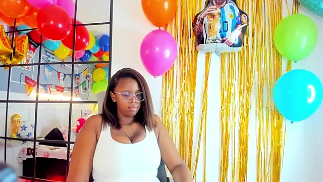 Miss Khaleesi online show from June 16, 3:35 pm