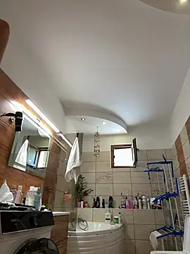 ICEDGLOSS online show from July 6, 2:44 pm