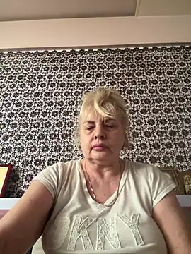 AnastasiaGrey777 online show from July 5, 4:19 am