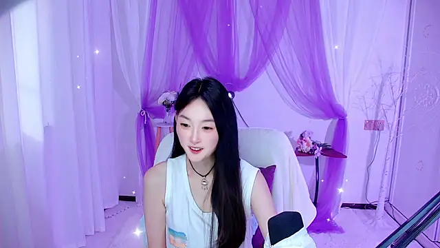 Tili Lucky online show from August 6, 1:01 am