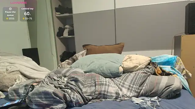 Sexycouple3518 online show from July 17, 8:34 pm