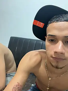 friends lust latin online show from August 8, 6:32 am