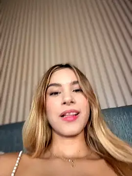 Natalia  vidal online show from July 19, 9:06 pm