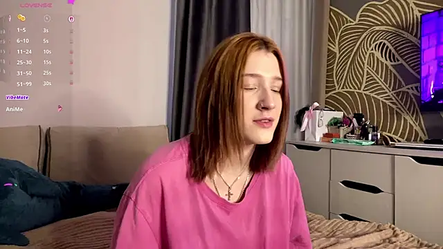EwaDerobertis online show from May 22, 2:37 pm