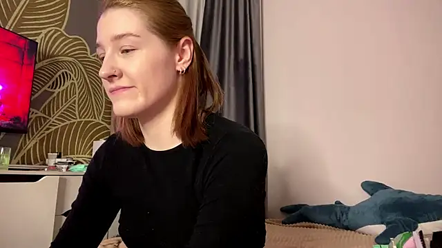 EwaDerobertis online show from May 9, 2:41 pm