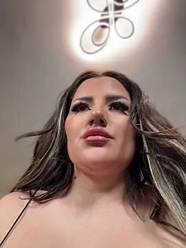 SophiePale online show from April 21, 9:27 am