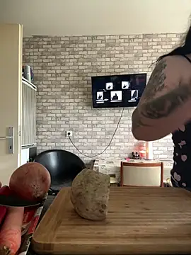 GeoNicol online show from May 11, 3:07 pm