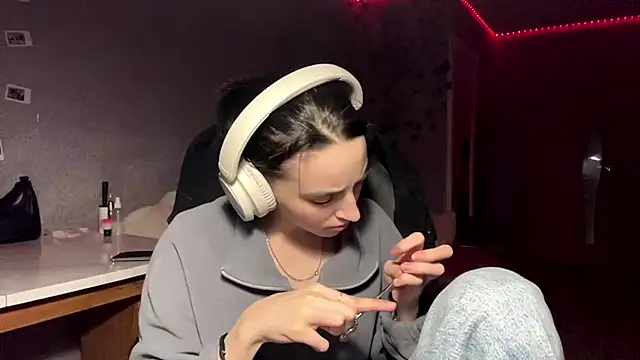 NightFoxxx online show from June 11, 3:31 pm