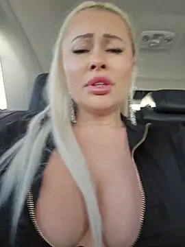 MILFBARBY online show from April 3, 7:39 am