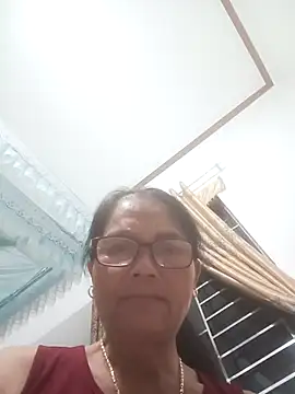 Vieekee online show from July 13, 2:07 pm