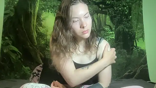 mo0ngoddess online show from April 2, 3:15 am