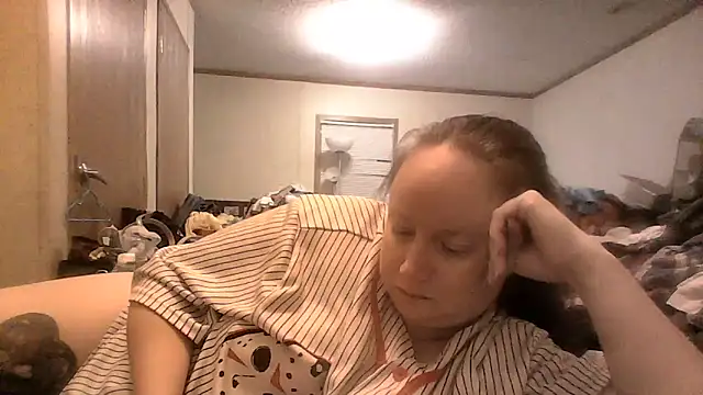 KittyKat40 online show from June 29, 9:27 am