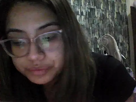 BabyCinnamon1 online show from June 15, 3:51 am