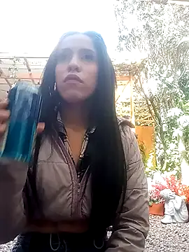SharonKml online show from June 26, 7:48 pm