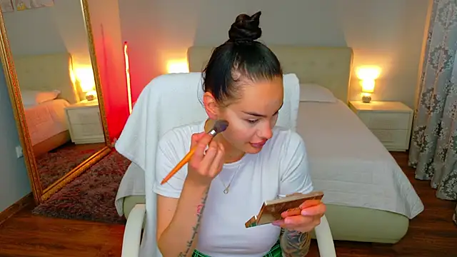 BabyyGirll  online show from May 28, 3:48 am