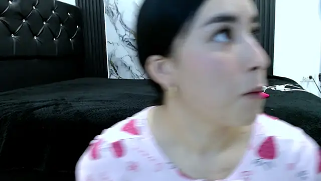 MiaReinig09 online show from July 7, 1:41 am