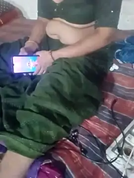 Hindicouple1 online show from May 31, 5:19 pm