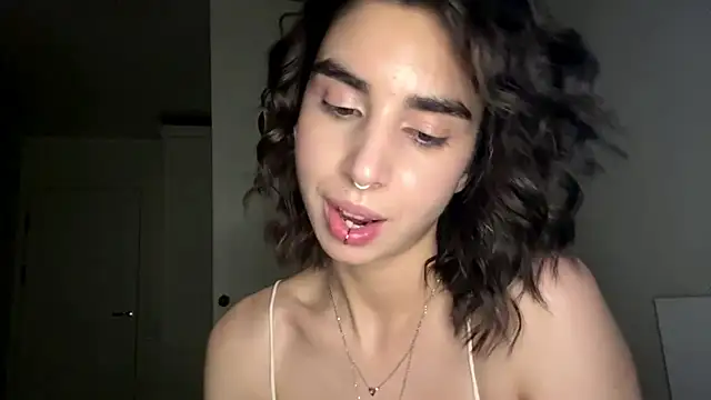 JessiaRuezga online show from May 31, 6:09 pm