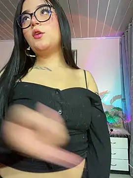 Lana Hands online show from June 3, 5:52 am