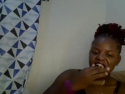 Simply Naughty0 online show from July 1, 6:40 pm