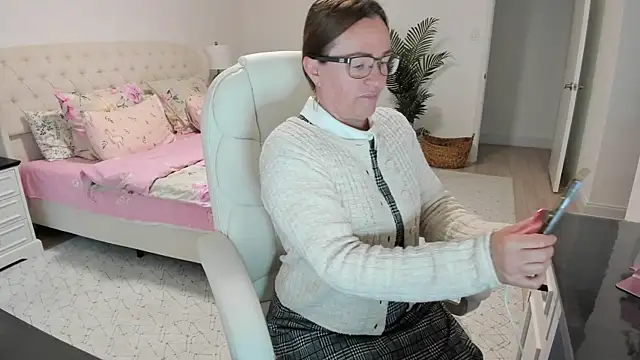 Vika73 online show from July 15, 11:48 am