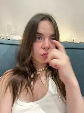 summerDESIRE online show from June 6, 8:37 pm