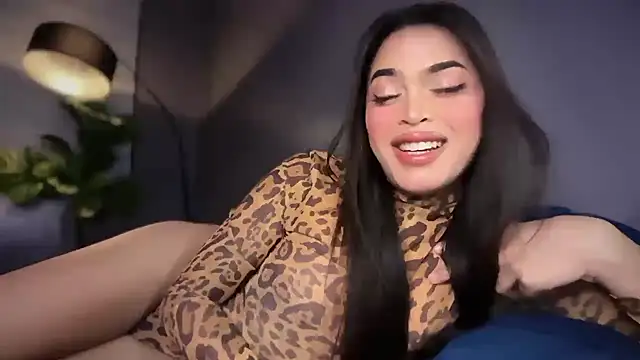Amylaa online show from July 17, 5:16 pm