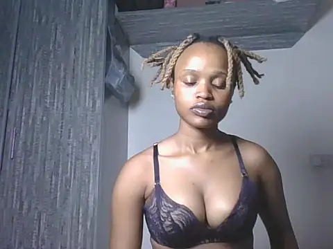 Tempting Ebony online show from July 16, 3:00 am