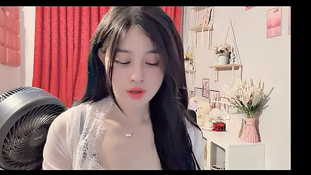 Bee-Cherry online show from June 9, 6:35 am