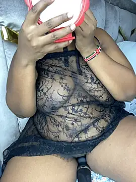 BIGMAMA011 online show from July 15, 10:14 pm