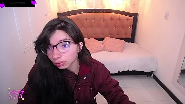 Allyshon  online show from July 15, 8:35 pm