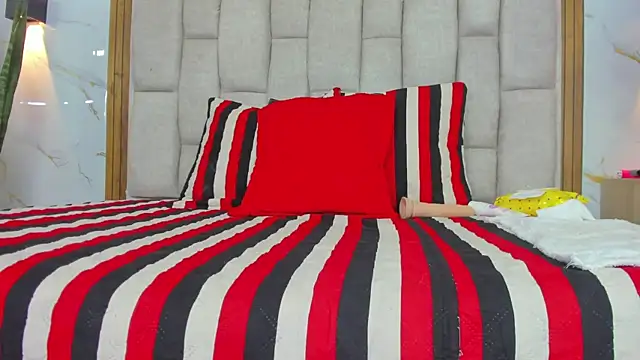 Ivy grayy  online show from June 23, 6:06 pm